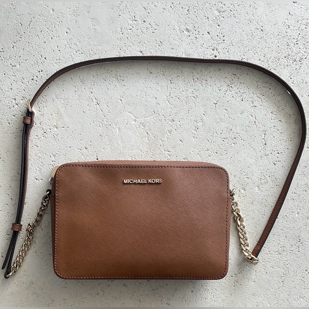 Michael Kors Jet Set Large Saffiano Leather Crossbody Bag